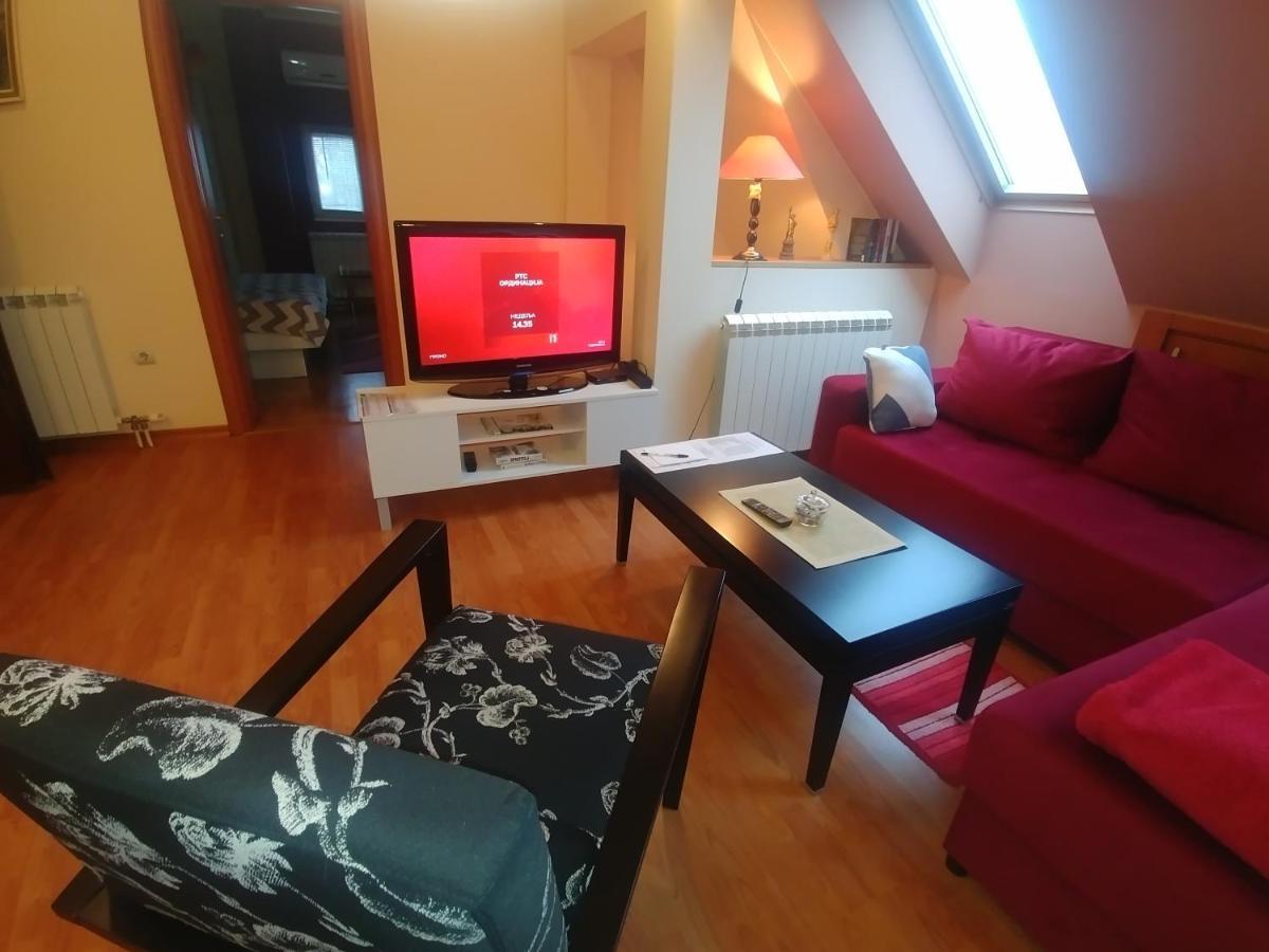 Talas Apartmani Belgrad Exterior foto